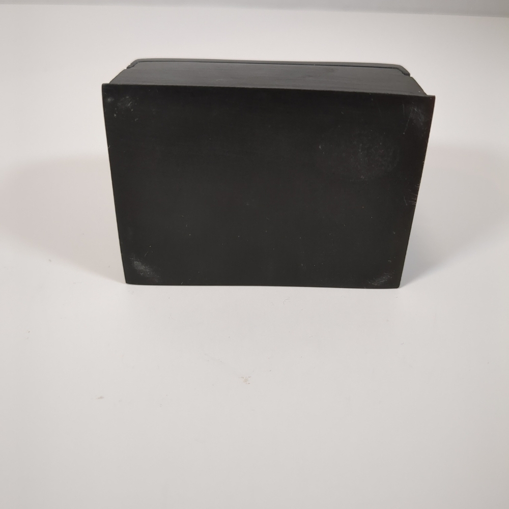 Bidri metal handcrafted floral silver inlay small trinket box - Picture 7 of 12